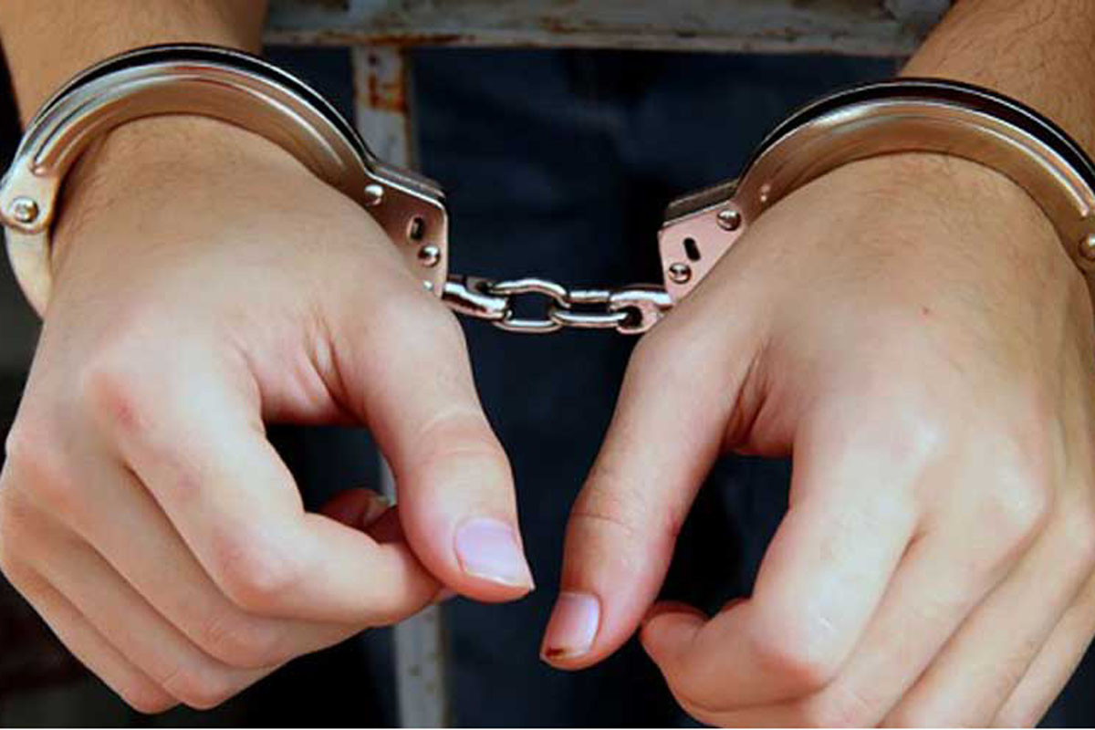 प्रअमाथि कुटपिटमा संलग्न दुई पक्राउ