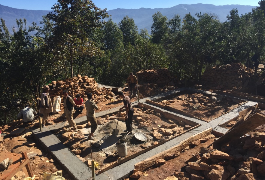 भूकम्पबाट क्षतिग्रस्त आठ लाखमध्ये चौवालिस हजार घरको पुनःनिर्माण सुरु