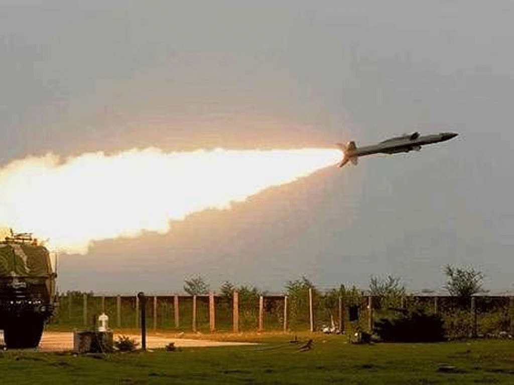 इराकमा रहेको अमेरिकी सैन्य शिविरमा मिसाइल आक्रमण
