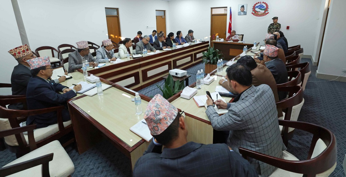 प्रधानमन्त्री कार्कीको चेतावनी : ‘काम रोक्ने बहाना बन्द, नतिजामुखी सेवा सुनिश्चित गर्नुहोस्’