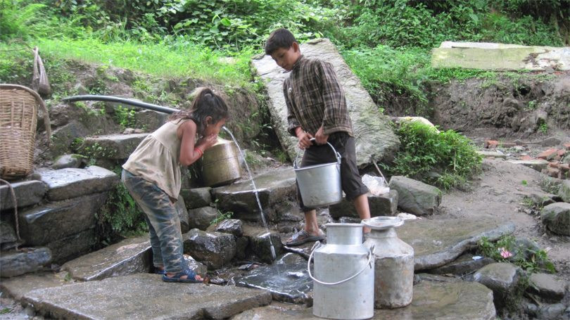 चुरेक्षेत्रमा पिउने पानीको अभाव