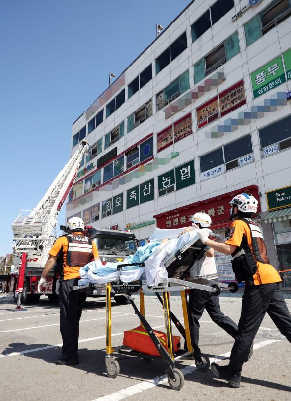 दक्षिण कोरियाकाे नर्सिङ अस्पतालमा आगलागी हुँदा कम्तीमा दुई जनाको मृत्यु