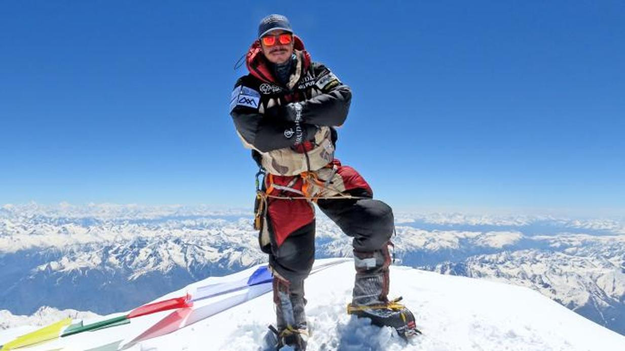 नेपालका निर्मलले सात महिनामा ८ हजारमाथिका सबै हिमाल चढेर विश्व रेकर्ड बनाए