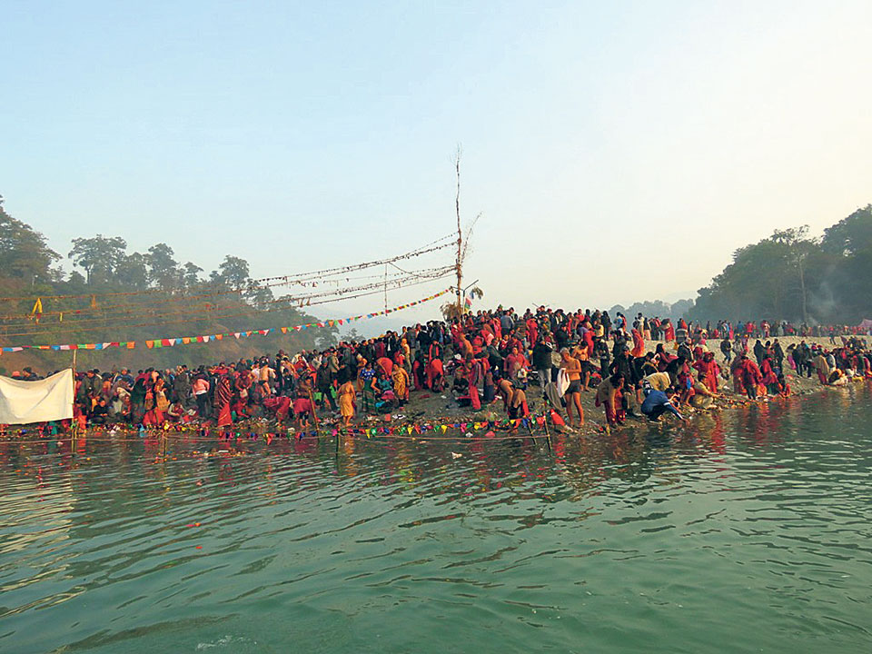 ग्रहणका समयमा स्नान गर्न देवघाट नआउन अनुरोध