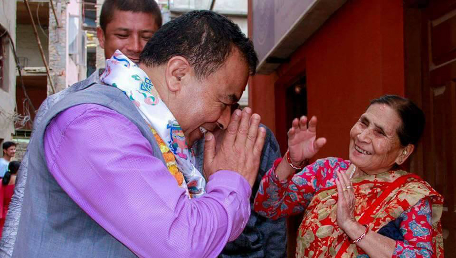 चुनावी प्रचारप्रसार तीव्र, उम्मेदवारलाई घरदैलोको चटारो (फोटोफिचर)
