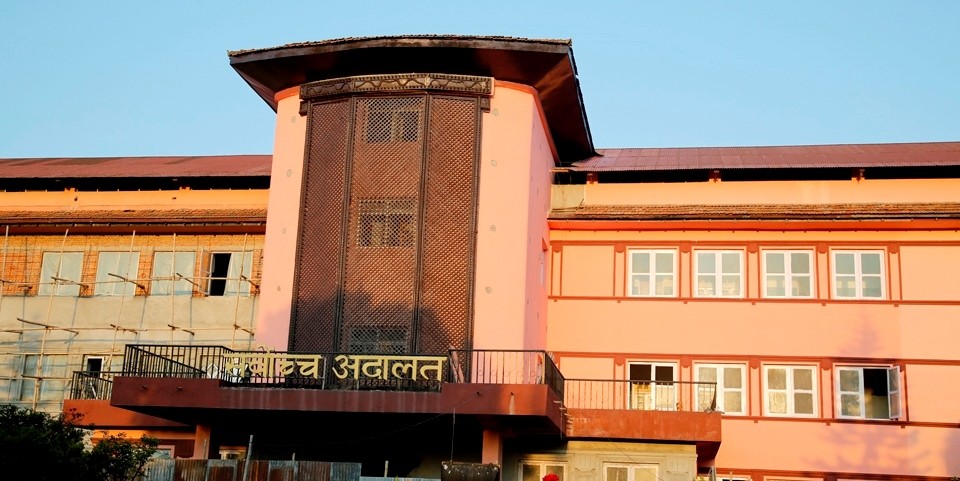 विवादास्पद ३ न्यायाधीशको सरुवा