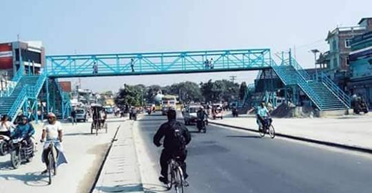आकाशे पुल निर्माण तत्काल सुरु नहुने