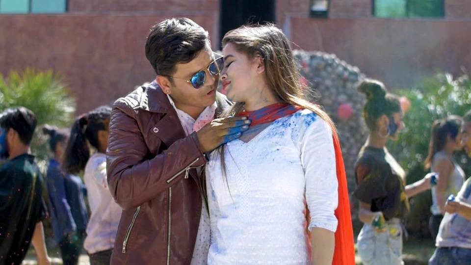 गायिका सुशीला पाठकको ‘ह्याप्पी होली’