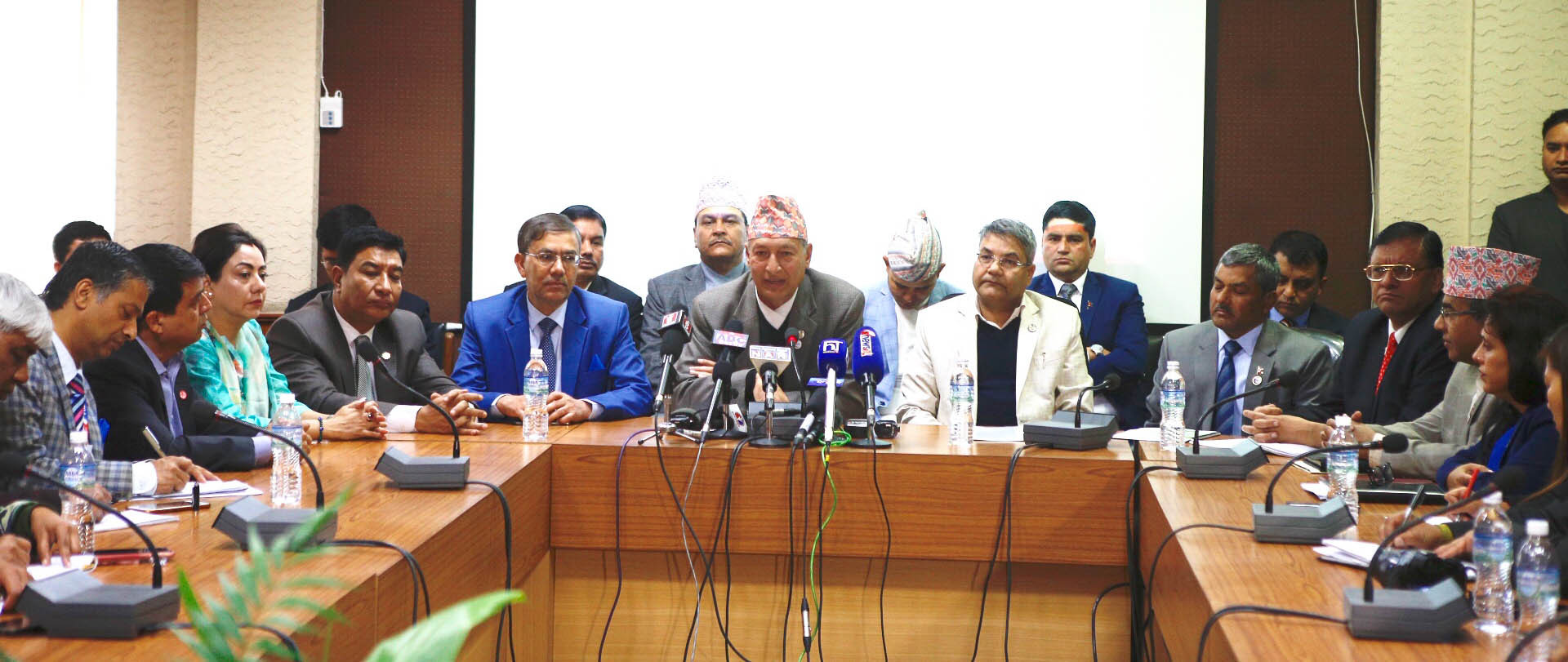 लगानी सम्मेलन : सरकार र निजी क्षेत्रका तर्फबाट ७७ परियोजनामा लगानी प्रस्ताव गरिने