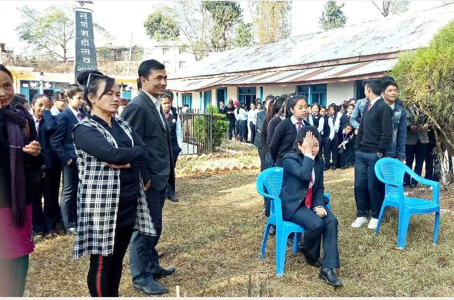 भोजपुर क्याम्पसका विद्यार्थीको आँखा परीक्षण