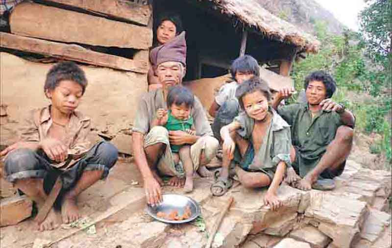 गरिबी घटाउने सरकारकाे लक्ष