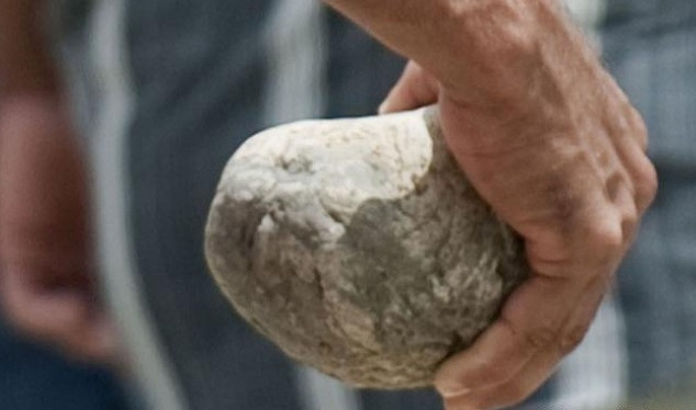 समलिंगी विवाह गरे ढुंगाले हानेर हत्या गर्ने कानुन लागू