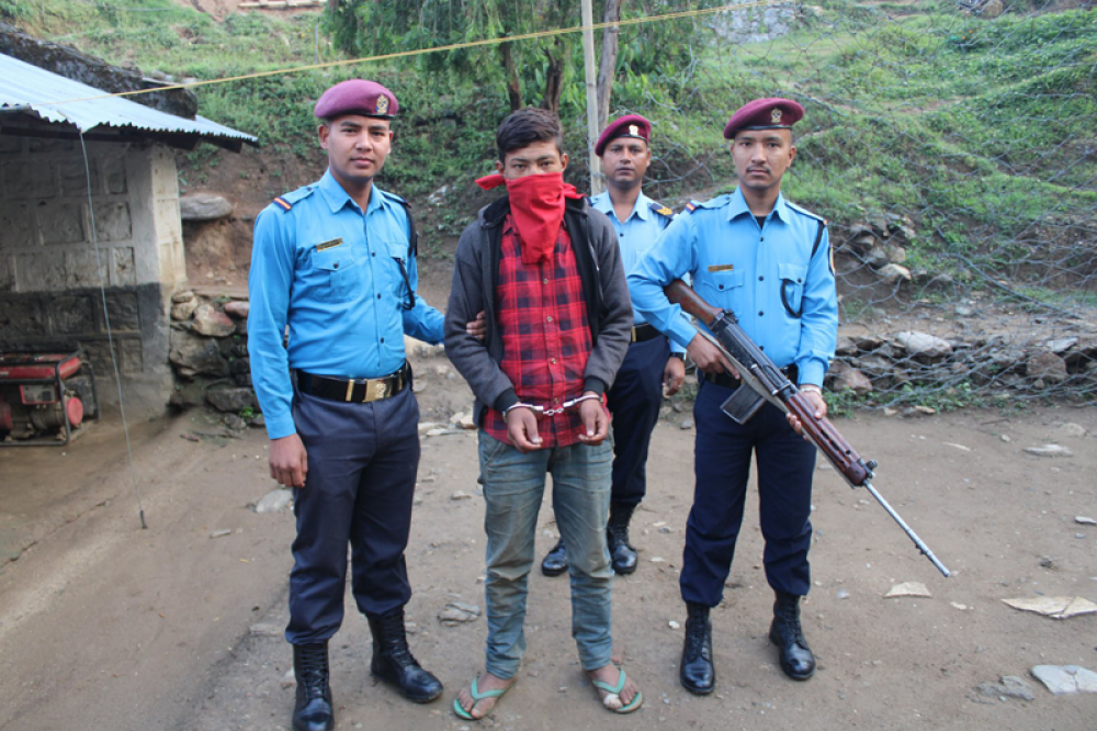 जबर्जस्ती करणीका आरोपी पक्राउ
