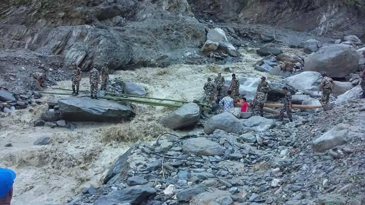रामेछापमा बाढीले घर बगाउँदा दुईको मृत्यु, तीन बेपत्ता