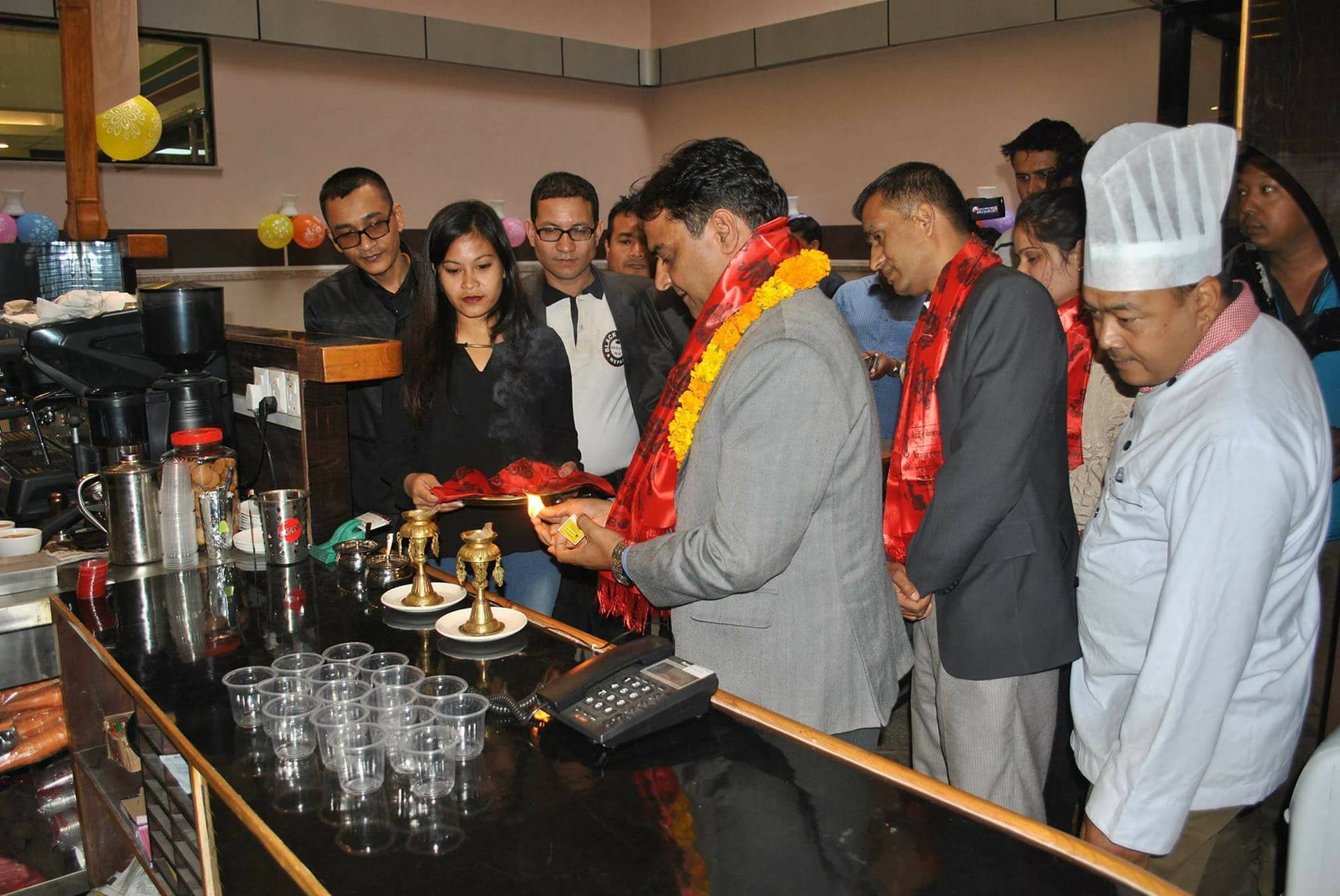 ब्ल्याक वाटर रेष्ट्रो एण्ड बारको तेस्रो शाखा न्युराेडमा