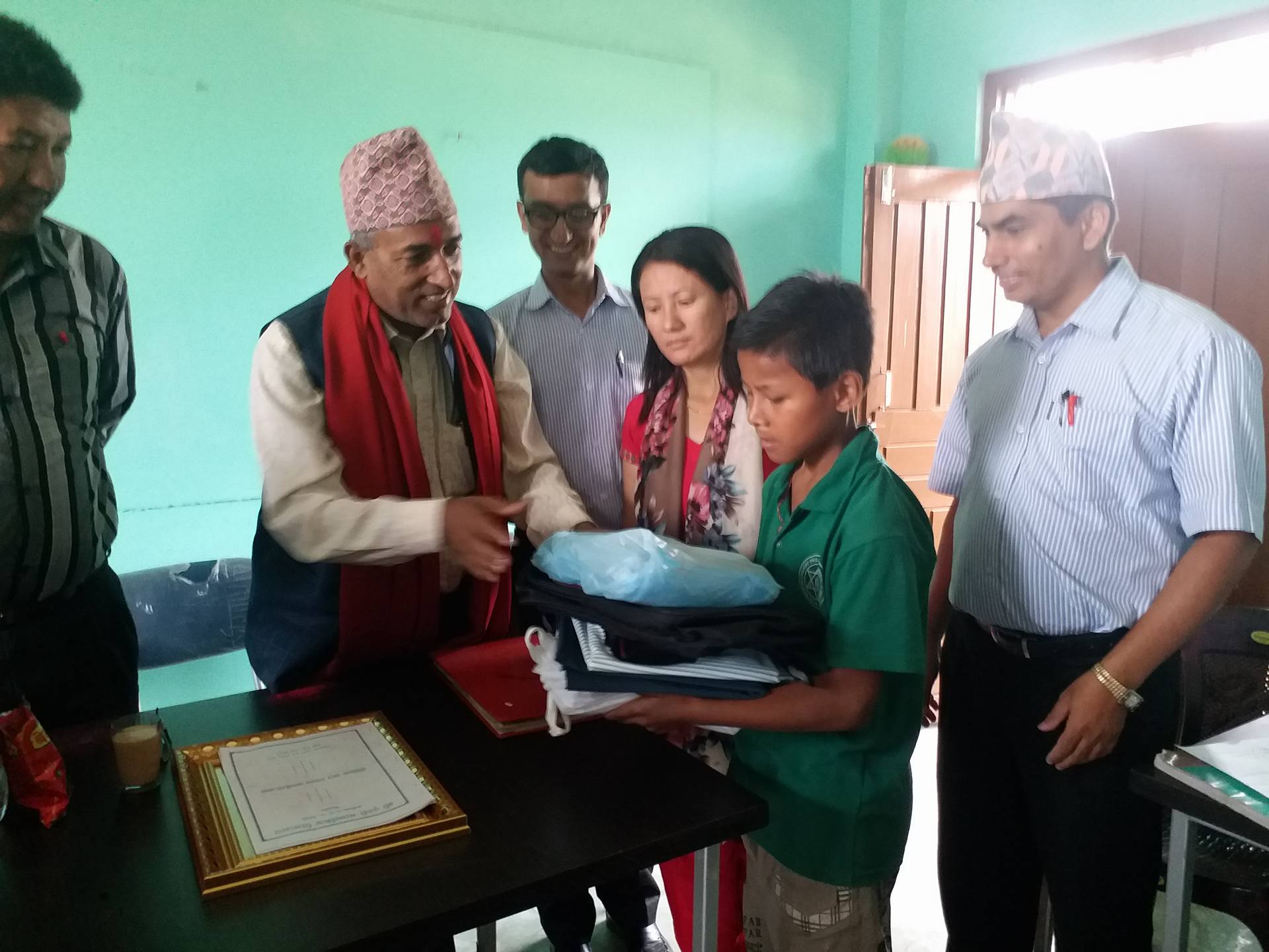 प्रदेशसभा सदस्य अविनास सहिदपुत्र रमेशको अभिभावक बने