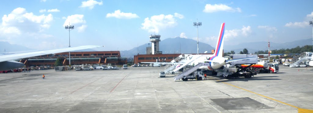 करिब ९४ हजार डलरसहित क्याप्टेन अवा पक्राउ 
