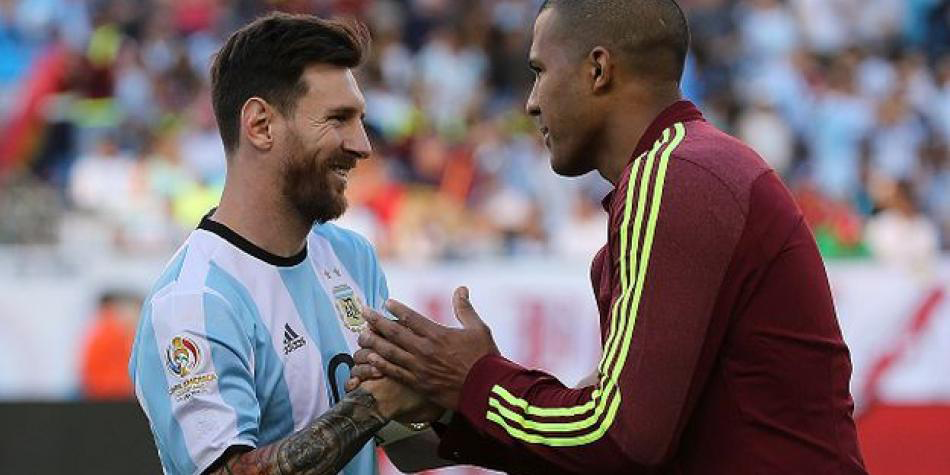 अर्जेन्टिना उपहार गोलले हारबाट जोगियो