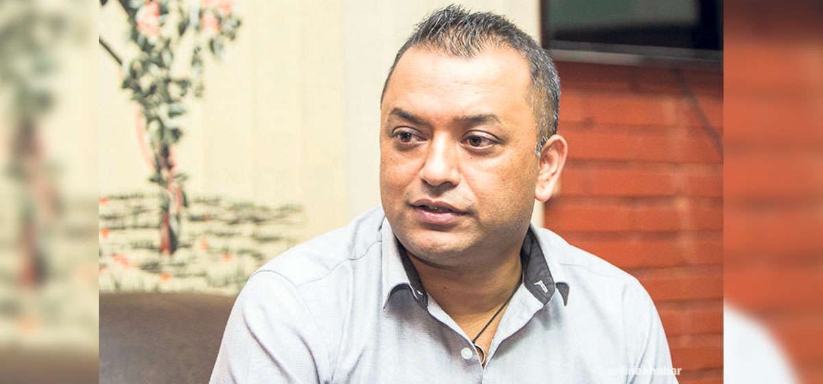 गगन थापाको निवासमा जेनजी प्रदर्शनकारीद्वारा आगजनी
