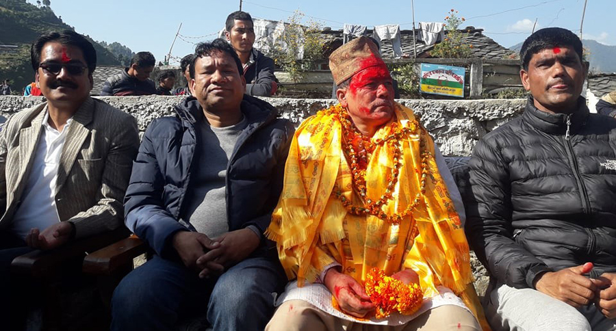 वामपन्थी गठबन्धनलाई सघाउन अपिल गर्दै कांग्रेस नेताले पार्टी छाडे (विज्ञप्तिसहित)