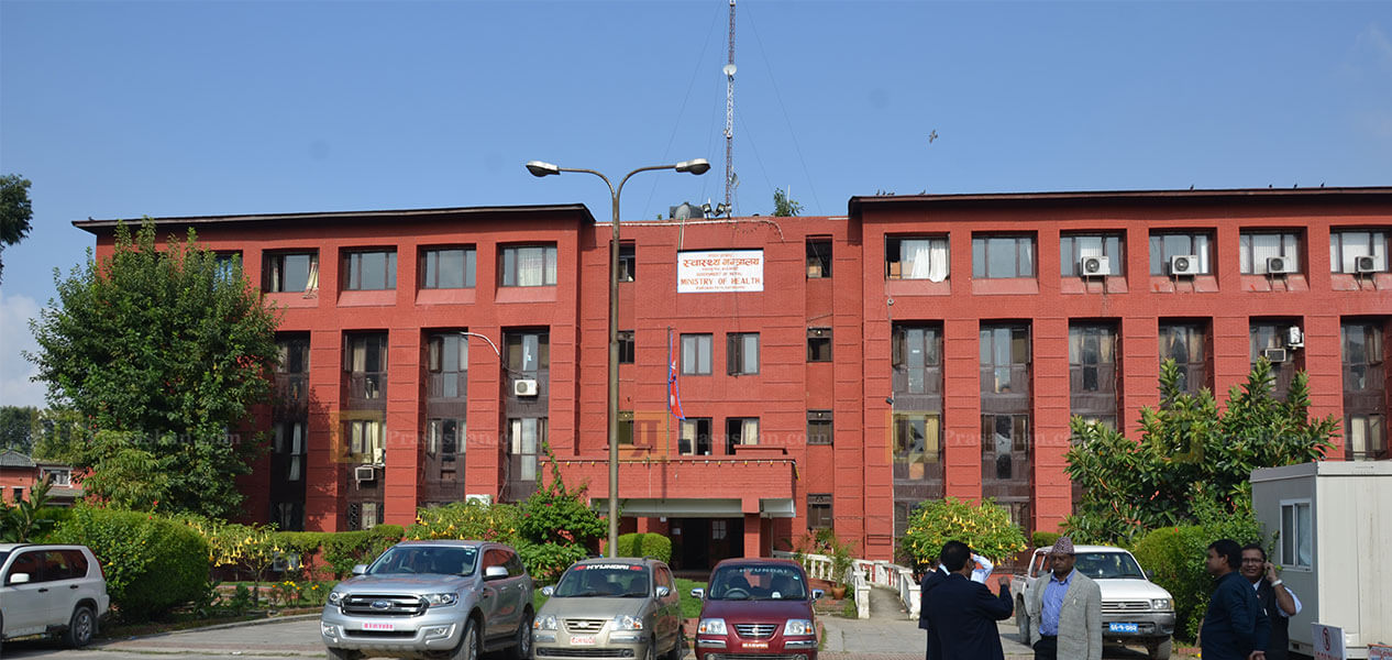 नेपाललाई कम्बोडिया सरकारद्वारा स्वास्थ्य सामग्री र उपकरण सहयोग