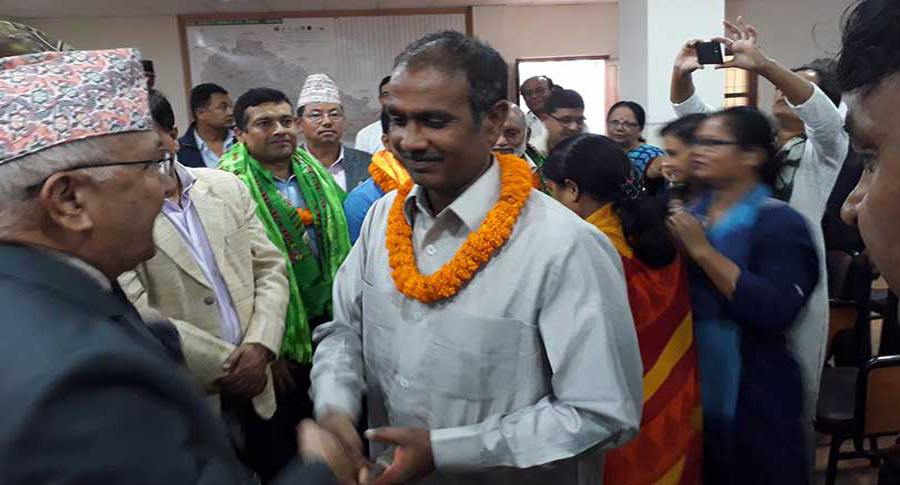 प्रदेश नम्बर २ को नतिजाबाट निराश हुनुपर्ने अवस्था छैनः अध्यक्ष ओली 