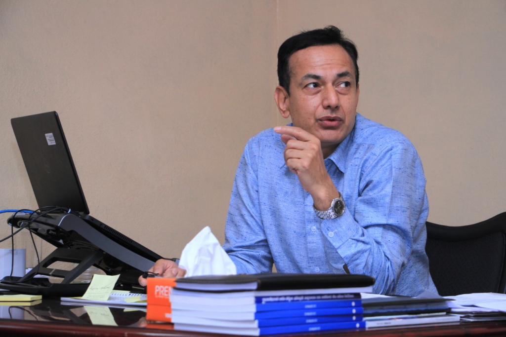 डिआइजी नवराज सिलवालमाथि किर्ते मुद्दा 