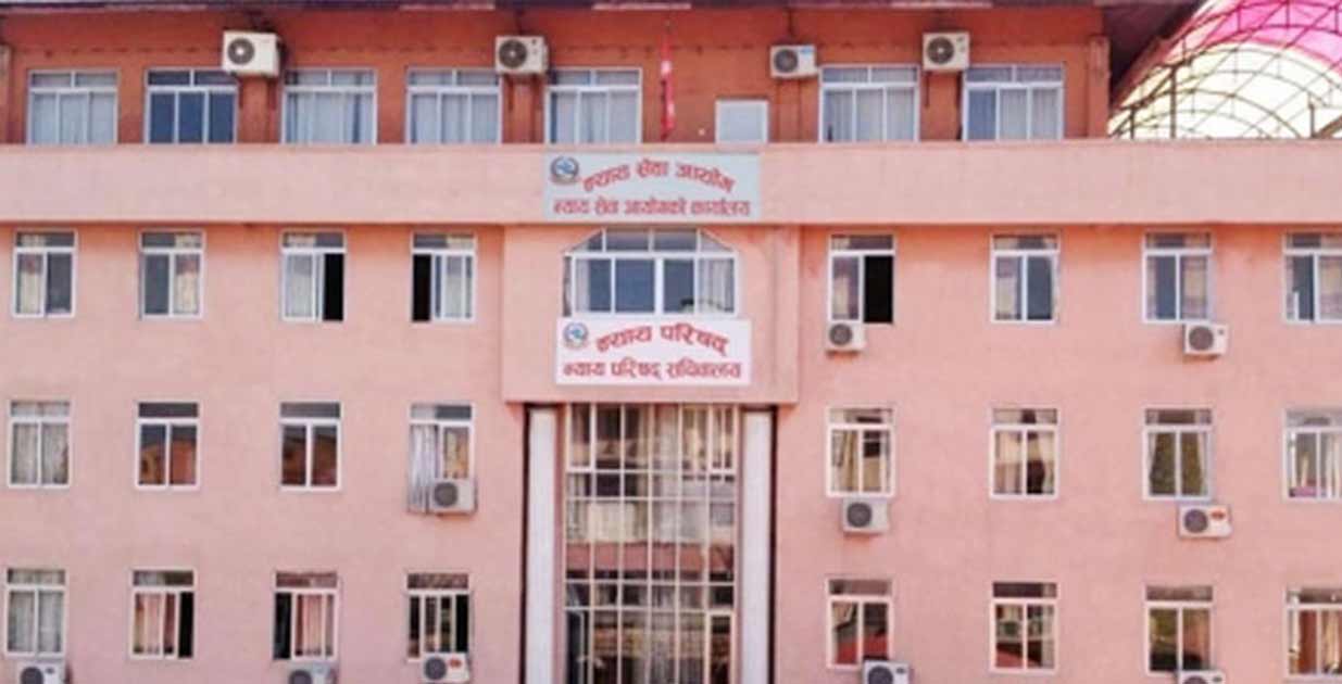 मुख्य न्यायाधीश नियुक्तिका लागि तीन जनाको नाम सिफारिस