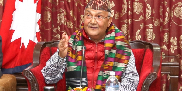 प्रधानमन्त्री अोली वैशाखमा बालबालिका विद्यालयमा भर्ना गर्न जाने