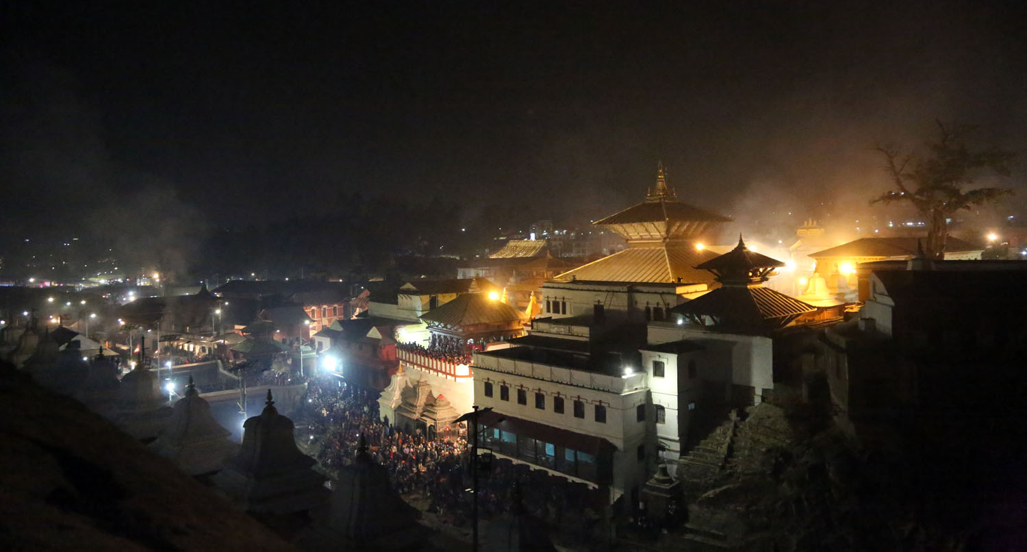 अाज महाशिवरात्रिः पशुपतिमा भक्तजनको भीड