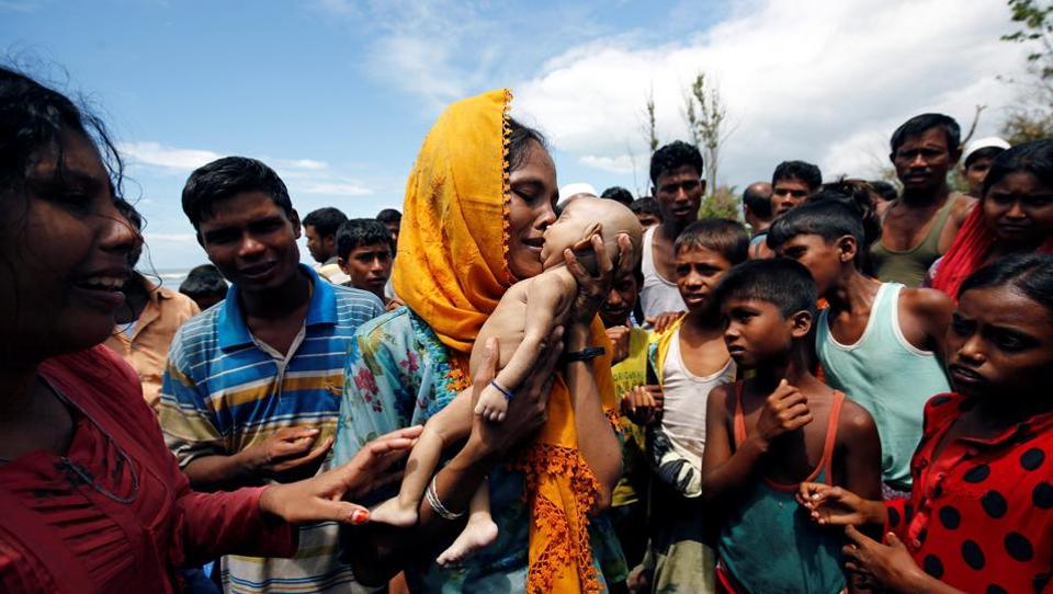 म्यानमारबाट बङ्गलादेश प्रवेश गर्ने रोहिङ्गा शरणार्थीको संख्या पाँच लाख ३६ हजार 