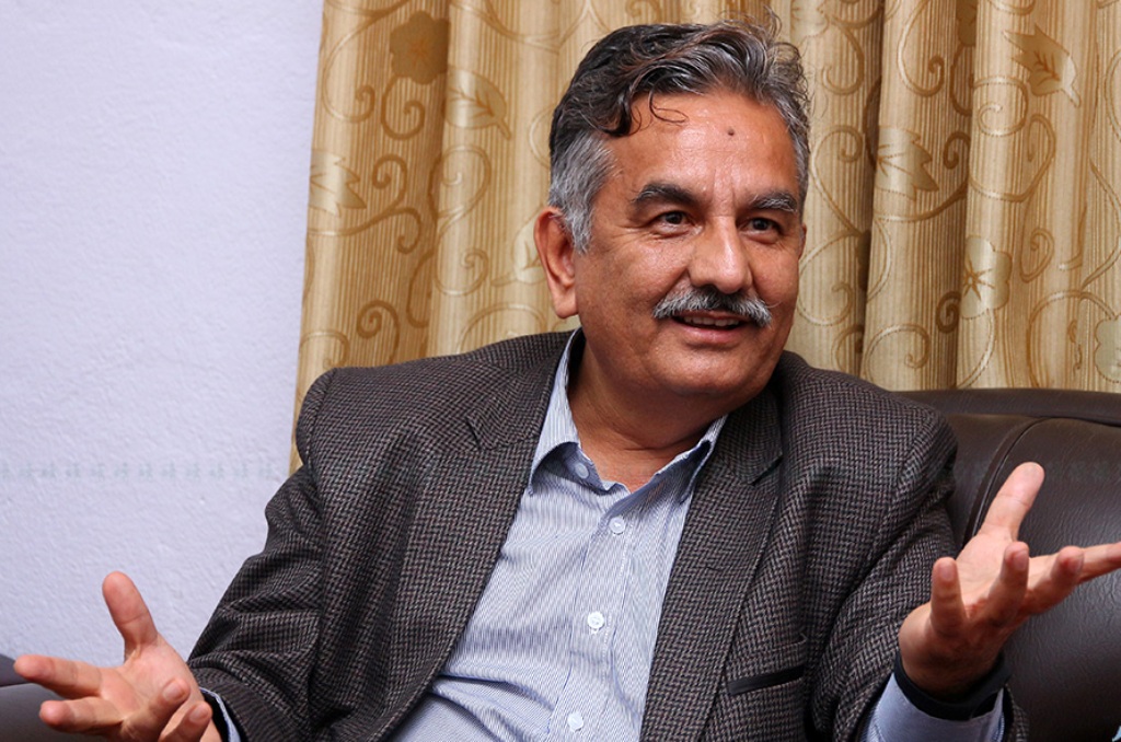 सरकारको नेतृत्व गर्नेहरूले गोली कसले चलायो भनेर थाहा छैन भन्न मिल्दैनः सुरेन्द्र पाण्डे