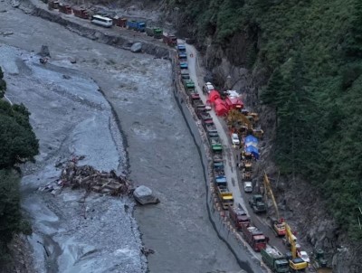बाढीको एक सातापछि चीनले केरुङ जोड्ने जी२१६ राजमार्ग खुलायो
