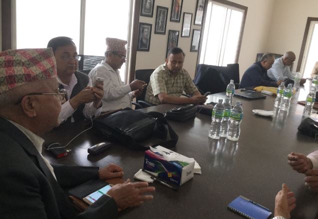 प्रवासी नेपालीलाई निर्वाचनमा सहभागी हुनेगरी स्वदेश फर्कन एमालेको आग्रह 