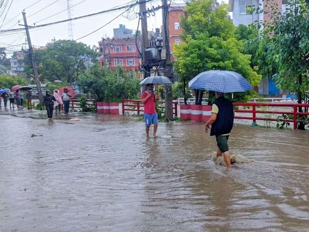 काठमाडौँको सामाखुसी, अनामनगर लगायतका क्षेत्र डुबानमा, उच्च सतर्कता अपनाउन आग्रह