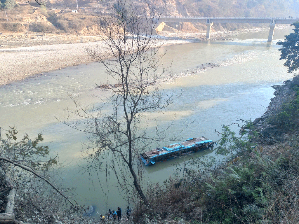 त्रिशूली बस दुर्घटनामा मृत्यु हुनेको संख्या ७ पुग्यो