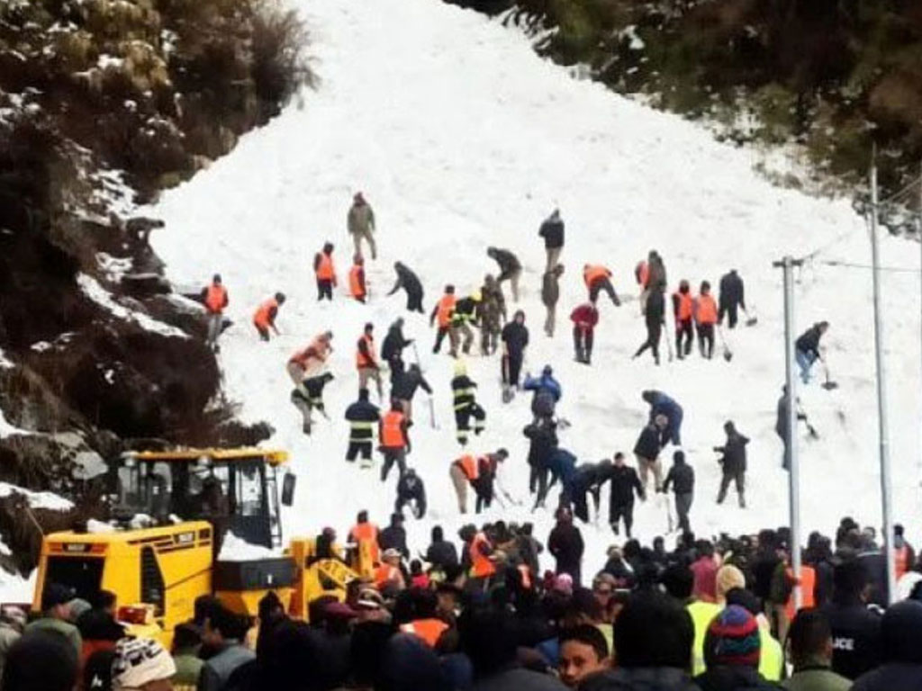 सिक्किमको हिमपहिरोमा परेर ३ जना नेपालीको मृत्यु