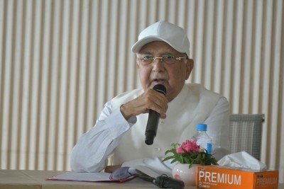 ओलीको आरोप : वर्तमान सरकार छापा माध्यम सिध्याउने गरी प्रस्तुत भयो