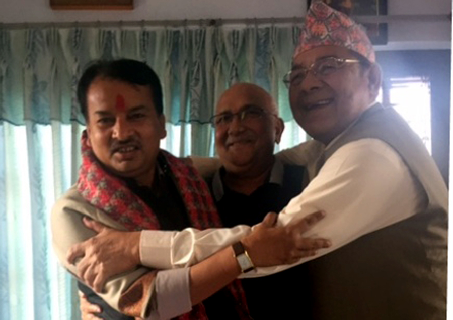 पूर्व स्वास्थ्य राज्यमन्त्री मुस्ताक आलम एमालेमा
