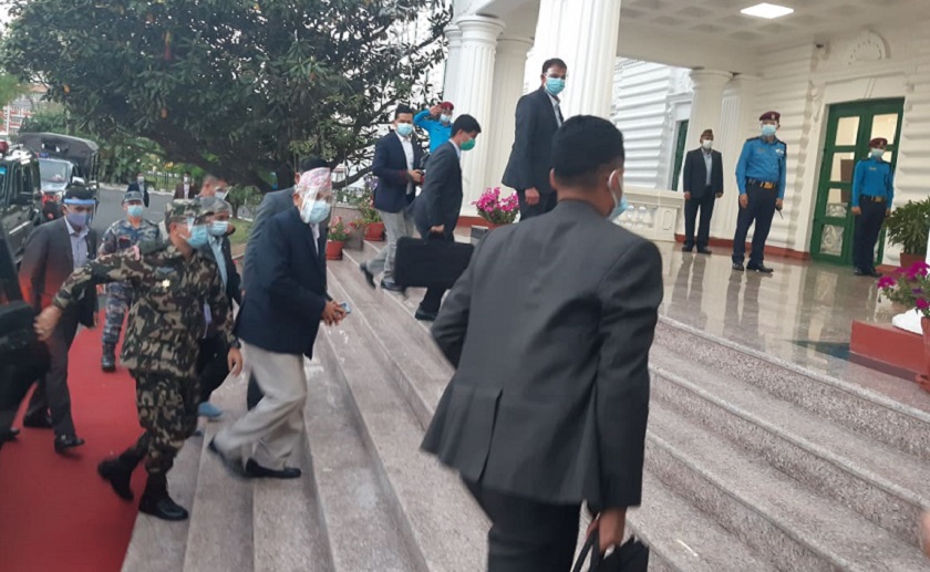 ओली र नेपाल पक्षबीच सिंहदरबारमा छलफल