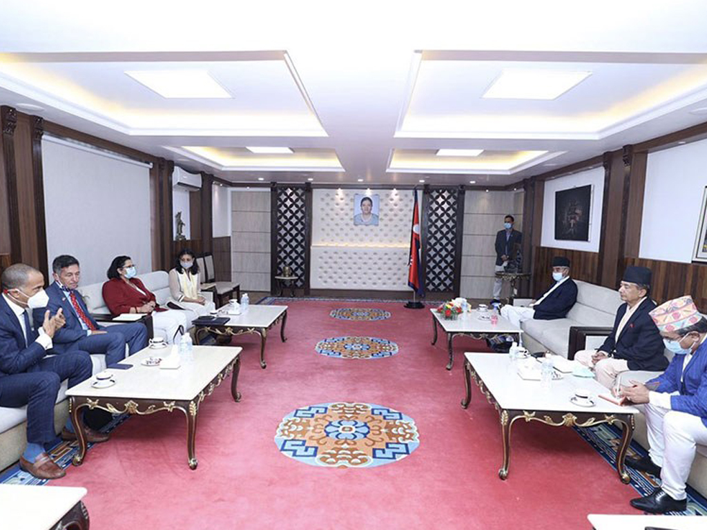 बालुवाटारमा एमसीसी उपाध्यक्ष फातिमा र प्रधानमन्त्री देउवाबीच भेटवार्ता