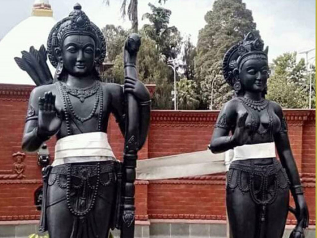 माडी पठाइँदै राम-सीता