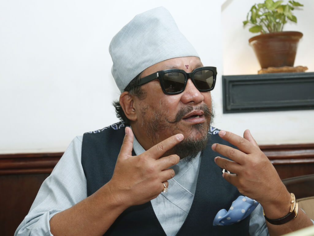 गायक योगेश्वर अमात्यको जग्गाको नक्कली पुर्जा बनाएर १९ करोड ठगी गर्ने पक्राउ