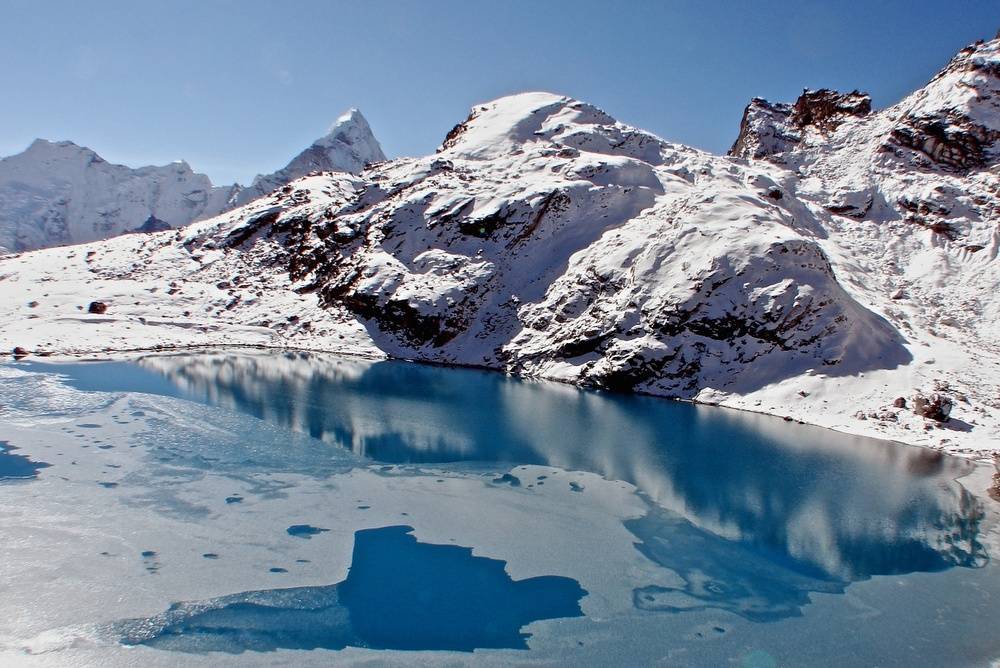 इम्जा खोलामाथिको पुल निर्माण कार्य अलपत्र