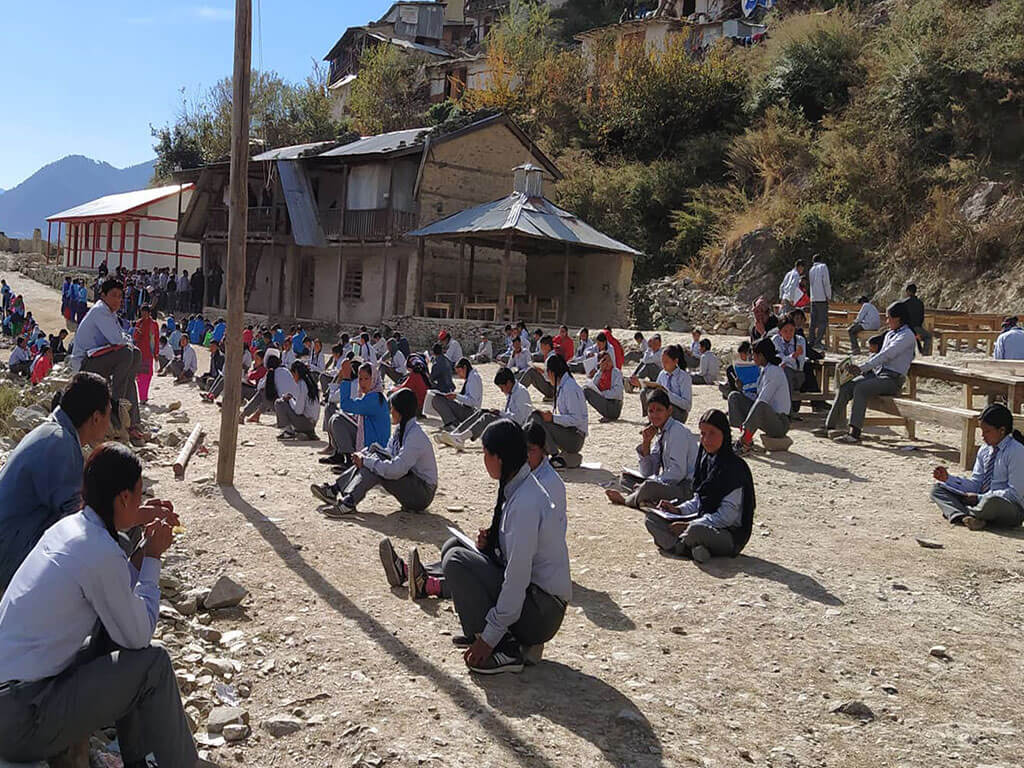 हुम्लामा चिसो बढ्यो, खुल्ला चौरमा परीक्षा