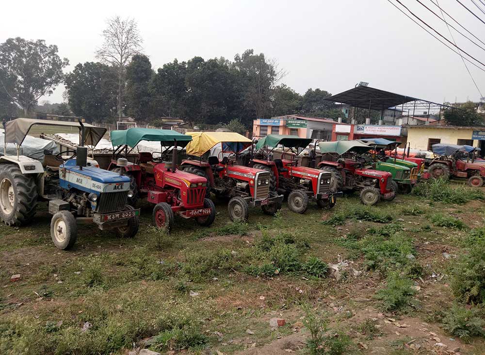 अवैध उत्खनन गर्ने २४ ट्र्याक्टर २ ट्रक १ स्कार्इभेटर नियन्त्रणमा