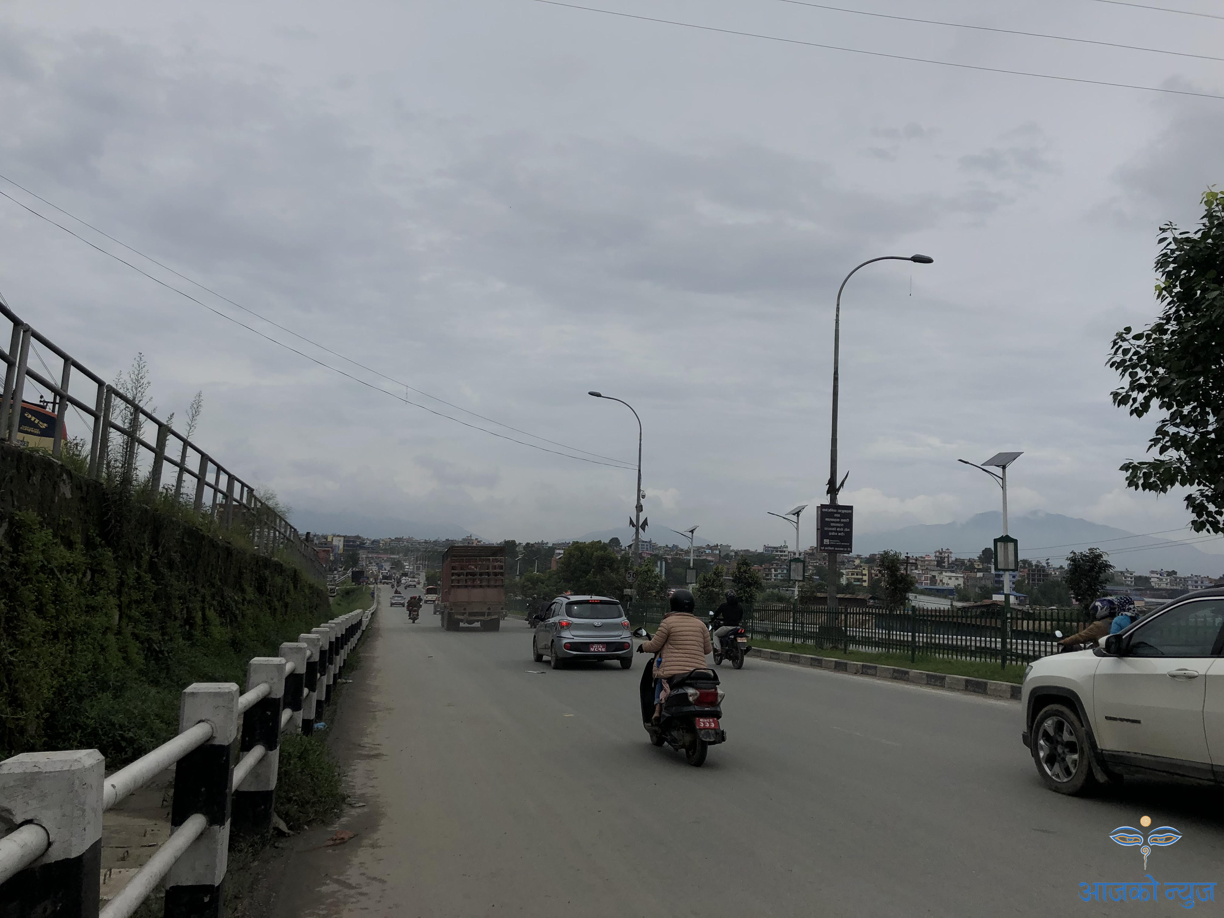 लकडाउन खुलेपछि पुरानै अवस्थामा राजधानी काठमाडाैं (तस्बिर)