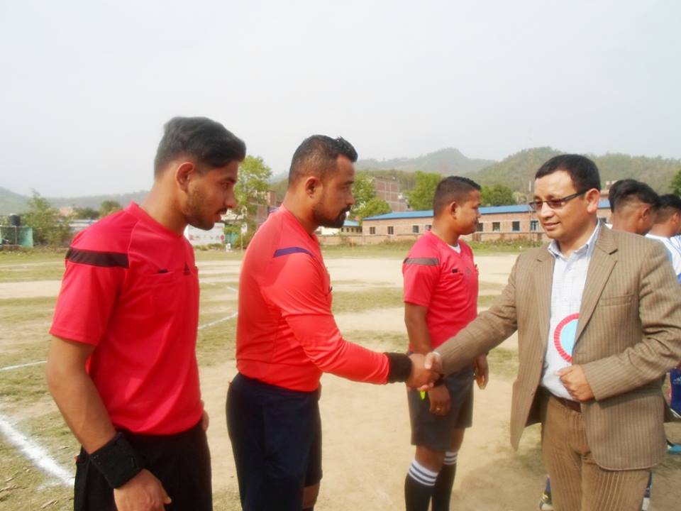 प्रशिक्षक र खेलाडीमाथि प्रतिबन्ध