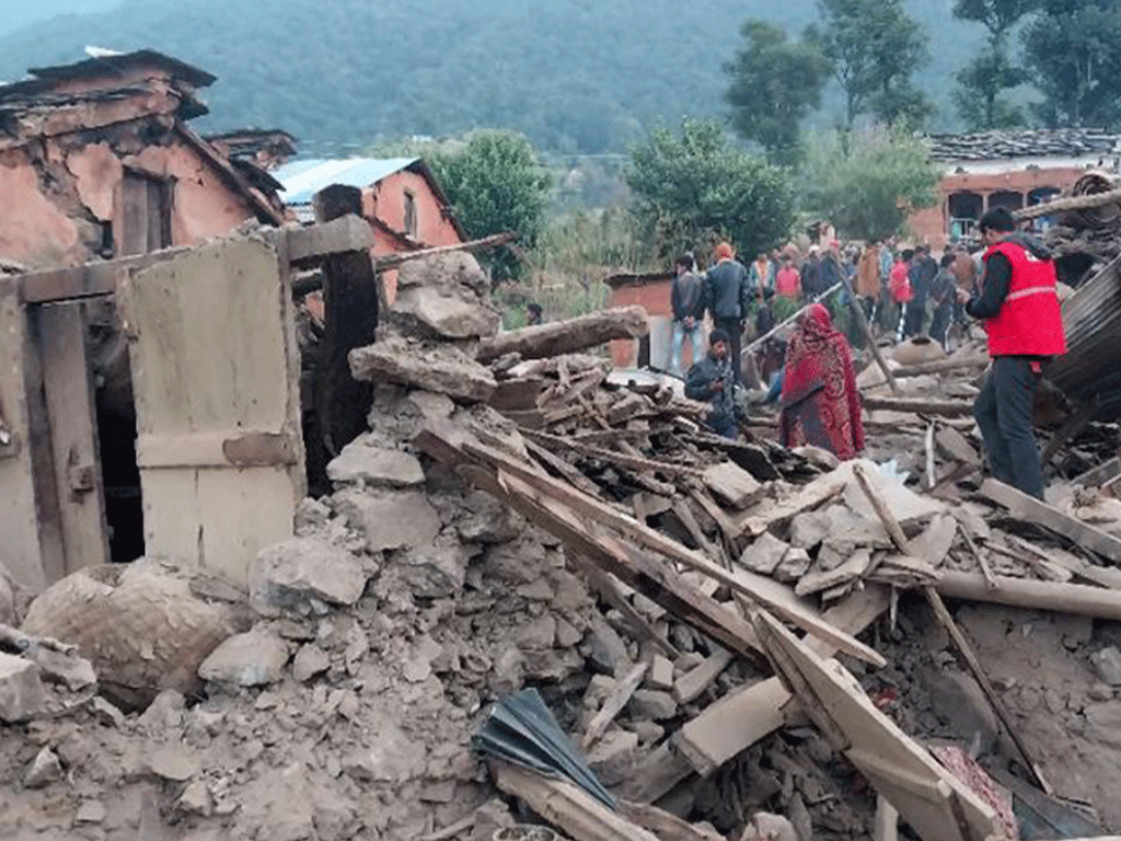 भूकम्प प्रभावितको उद्धार तथा राहतमा खटिन प्रधानमन्त्री देउवाको निर्देशन