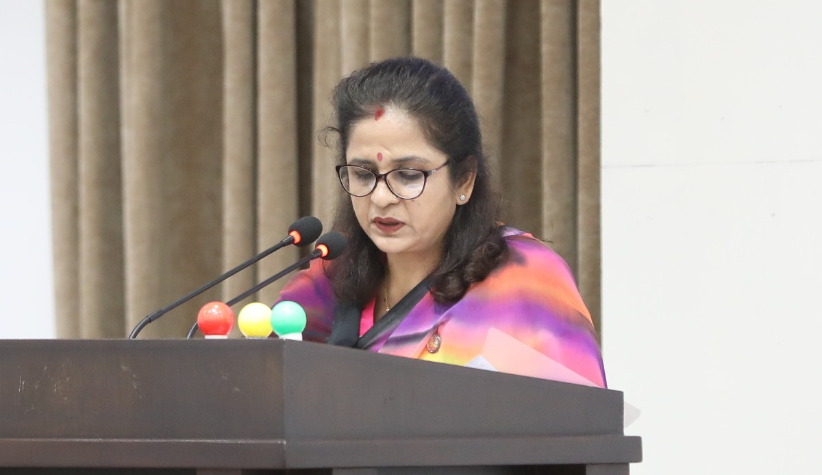 बालेन सरकारबाट दोस्रो मन्त्री बाहिरिइन्, उद्योगमन्त्री गौरीकुमारी यादवले दिइन् राजीनामा